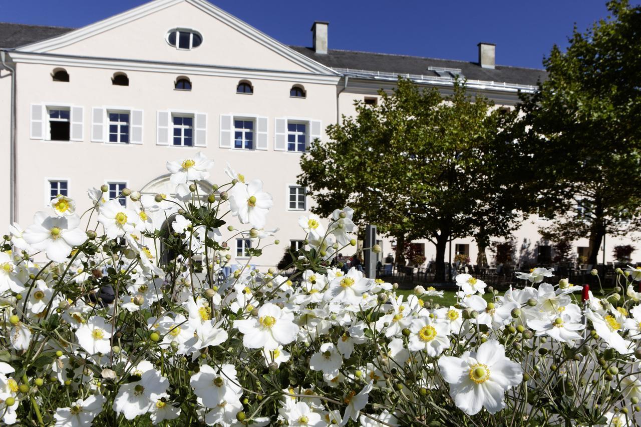 Cma Stift Ossiach Hotel Exterior photo
